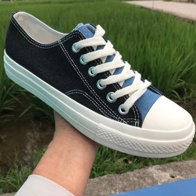 China Cushioning Wholesale Custom Mens Canvas Old School High End Comfortable Casual Vulcanized Skate Shoes Skateboard Sneakers for sale