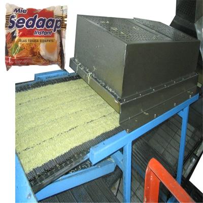 China food & beverage factory instant noodle production line/chinese full fries fast cooking noodle machine for sale