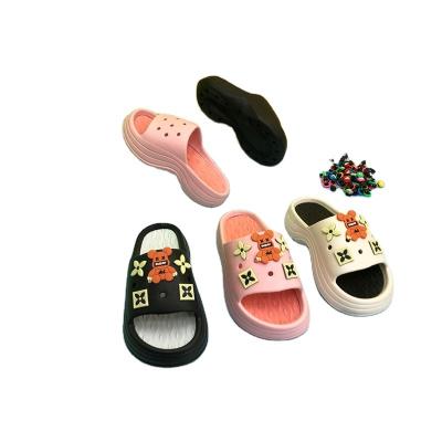 China Hot Indoor Soft Fashion Eva Slippers Slippers Home Eva Slippers Bathroom Shoes Slippers Fashion Trend Style Non-slip Slippers for sale