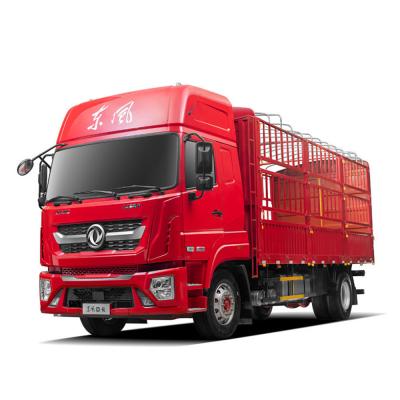 China De Vrachtwagen DongFeng D9K 4x2 van omheiningsdelivery cargo transport kiest Rij uit Te koop