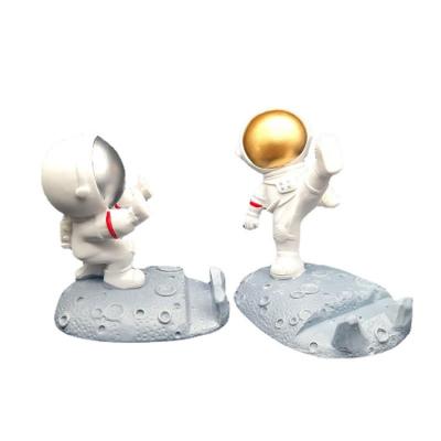 China Creative cute figure TOY New astronaut action number resin doll decoration kawaii anime MODEL for sale