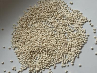 China Stofzuigerhandvat Overvormde thermoplastische polyester elastomeergranules Te koop