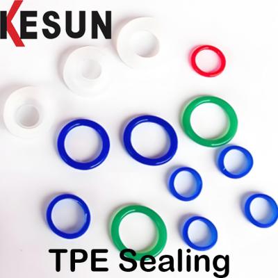 China TPE-Dichtungsringe Thermoplastischer Elastomer Wetterbeständig / Ausgezeichnetes Kompressionsset Und Elastizität Rohstoff TPE-Granulate zu verkaufen