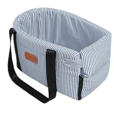 China Breathable Carrier Pet Carrier Protector for Pet Seat Cat Dog Bed Portable Safety Cat Travel Central Control Car for sale