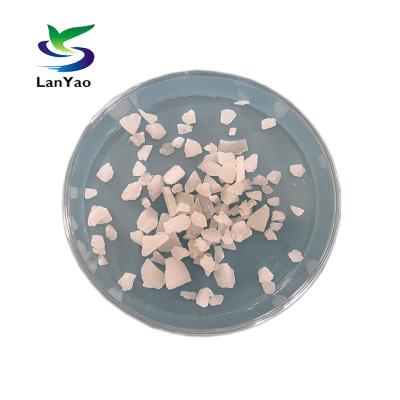 China Non Ferrous Iron Free Water Treatment Aluminum Sulfate Granular Flakes for sale