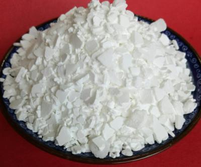 China White Calcium Chloride 74% 77% Flake Registered Reach Waste Water Treatment Chemical for sale