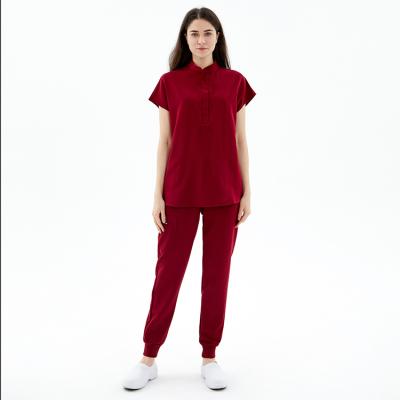 China Top+Pant fuyi group 2021 good quality fashionable custom made shorts sleeves medical hospital uniform nursing scrubs for women zu verkaufen