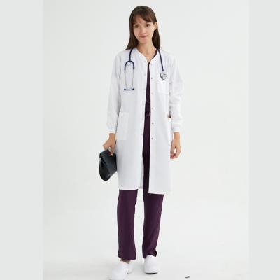 Chine Anti-wrinkle factory fashion good quality custom corporate nurse scrubs trotters nursing uniforms for messenger spa uniforms unisex women à vendre