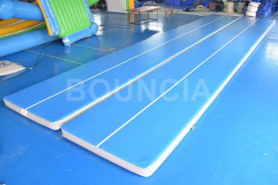 China pista de aire azul de la gimnasia 15mL, gimnasia del colchón de aire con las manijas durables en venta