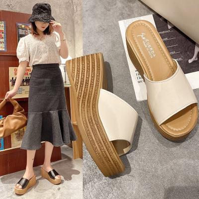 China Cushioning Hot Selling Sandals To Pour Women Women's Slide Sandals Ladies Wedge Slipper for sale