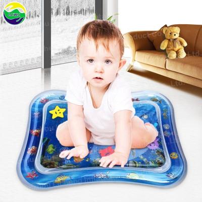 China Buiktijd Kleuters Baby Water Speelgoed Opblaasbare Water Mat 66 X 50cm Te koop