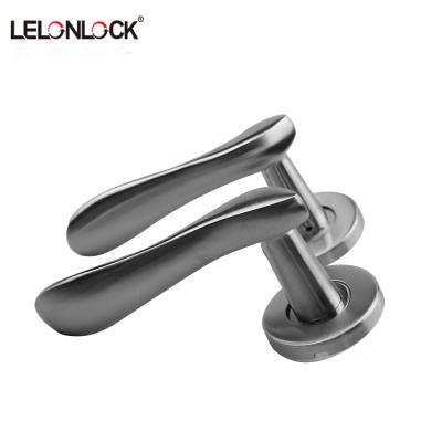 China China Supplier Solid 304 Stainless Steel Lever Modern Casting Door Handle for sale