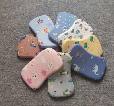 China Best Quality Customized PORTABLE Baby Pillow Selling Set, 2021 Hot Selling Eco Friendly Organic Baby Pillow for sale