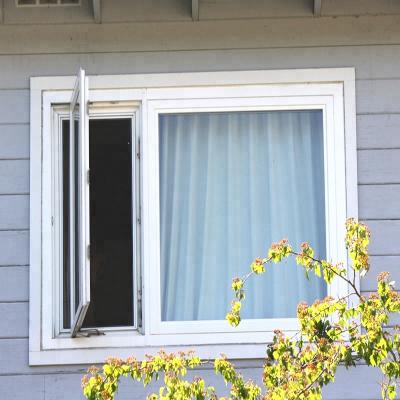 China Old Kitchen Swing Casement Windows Long Casement Windows for sale