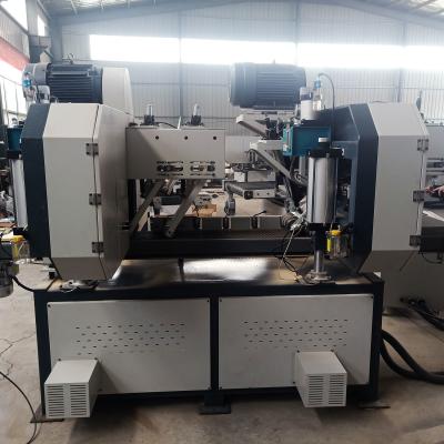 China Horizontal Double Head Band Saw Wood Cutting Machine with Max.Working Width mm 400mm for sale