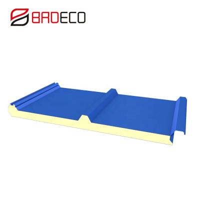 China Hear Insulation Three Waves PU Sandwich Roof Panel In Any Ral Color for sale