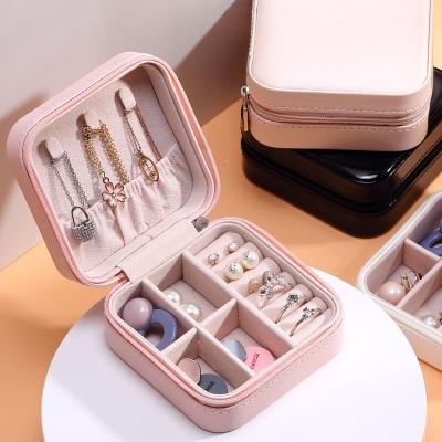 China Custom Leather Jewelry Storage Box Logo Luxury PU Jewelry Travel Box Necklaces Storage Box for sale