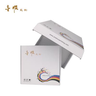 China Hot Sale Recycled Cardboard Materials Modern Luxury Eco Friendly Packaging Boxes Custom Logo for sale