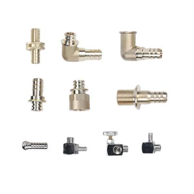 China Low Price Industrially Compatible Stainless Steel Extension Hose Connector Nipple Brass Pipe Fitting for sale