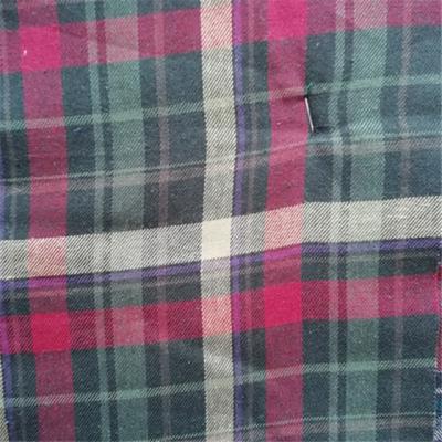 China Blackout Low Price Sale 100% Cotton Yarn Dyed Check Fabrics Shirt Fabrics for sale