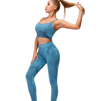 China Women Fitness Workout Clothes Breathable Female Gym Clothes Yoga Clothes Set for sale