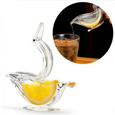 China Sustainable Amazon Top art acrylic bird shape lemon lime squeezer bird glass clear crystal manual juicer press portable lemon squeezer bird for sale