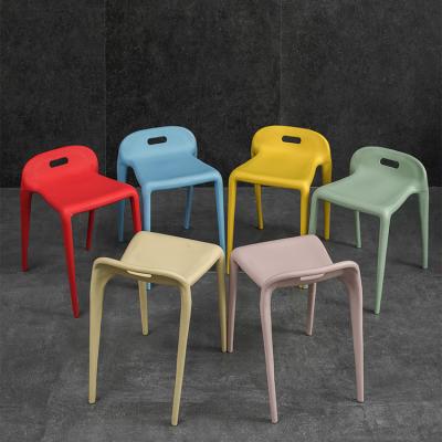 China - Wholesale Cheap Colorful Simple Bar Stool Furniture Modern Plastic Bar Chairs for sale