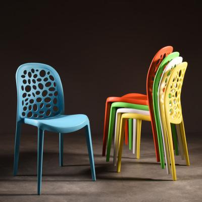 China - New Design Modern Dining Room Furniture Stacking Plastic Dining Chair for sale