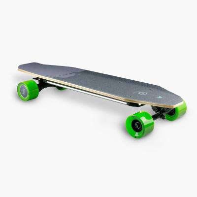 China Outdoor Activities Skateboards For Beginners And Pro, Skateboards Standard Skateboards 31x8 With 7 Pro Layouts Maple Deck Skateboards, Longboard for sale