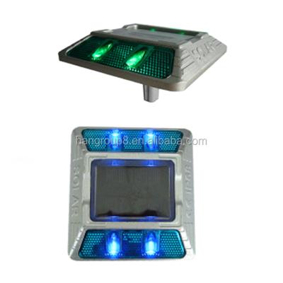 China Roadway LED High Pressure Aluminum Reflective Solar Road Stud Light For Traffic Safety for sale