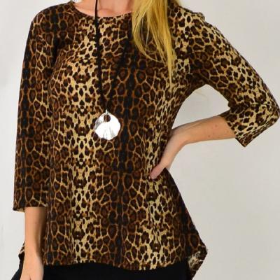 China Hollowed-out neck viable plus size women's clothing women's clothing fashionable plus low edge camel cheetah tunic tops 2021 woman hi for sale