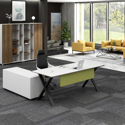 China Strong Wearability MDF Boss Office Modern Paint Executive Wood Table Home Ceo Manager Office L Shaped Desk for Office Furniture for sale