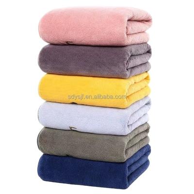 China 2022 Factory Wholesale Coral Velvet Hypoallergenic New 350g Wrapped Bath Towel Cute Embroidered Beach Towel for sale