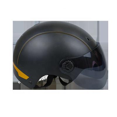 China Lightweight City Electric Street Track Helmet CE Certified Skate Helmet Adult Multi-sport Ebike Scooter Skating Helmet for sale