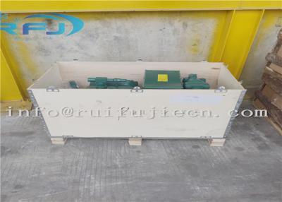 China Compressor de parafuso de 160 cv tipo de ar condicionado Semi-hermético compacto CSH8583-160Y à venda