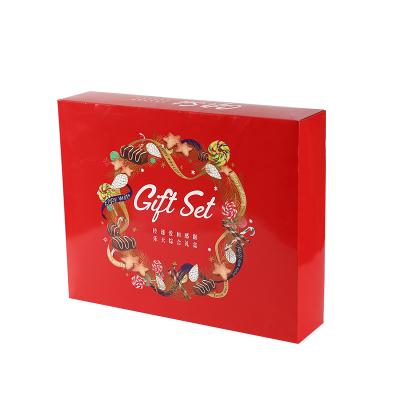 China Recyclable Custom Logo Luxury Cardboard Paper Gift Packing Box for sale