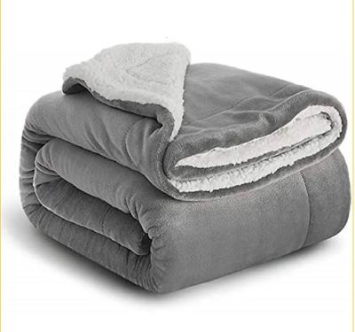 China Latest Design Premium Quality Fabric Soft Fleece Blankets For Designer Soft Bedroom for sale