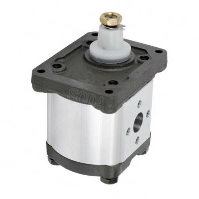 China Factory 8273975 Agriculture Machinery Spare Parts FIAT C33 (15cc) Tractor Hydraulic Pump for sale