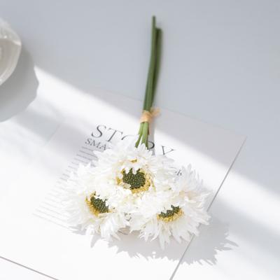 China 3Pcs/Lot 27cm Minimalist Artificial Gerbera Flower For Wedding Silk Flowers Daisy Chrysanthemum Party Home Decoration Decor for sale