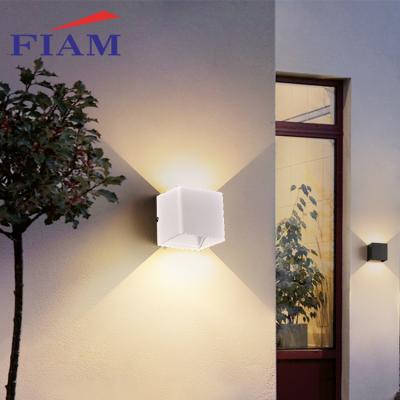 China Hot Sale Yard Garden Lighting Waterproof Ip65 Aluminum Led Solar Outdoor Wall Lights for sale