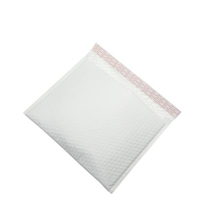 China Waterproof White Poly Bubble Mailer Bubble Mailer Bag Laminated Packaging Bag for sale