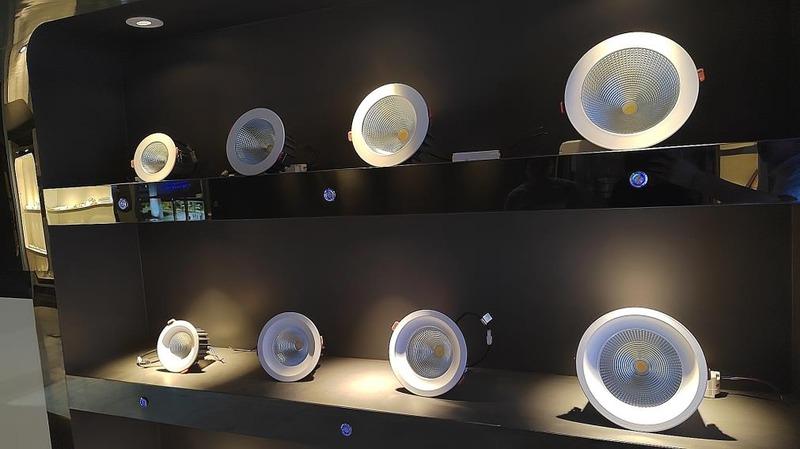 Verified China supplier - Guangdong Colorful Lighting Technology Co., Ltd.