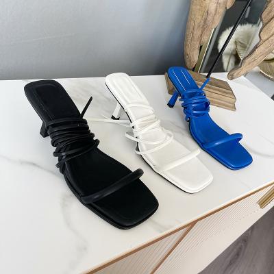 China 2022 Summer Fashion Trend Spring/Square Fashion Toe Strap Sandals One Word High Heel Women's Shoes for sale