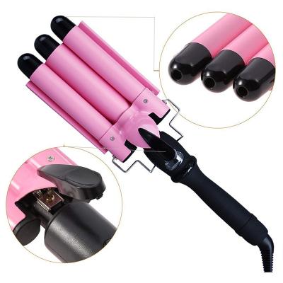 China New Universal Salon Hair Styling Tools With 3 LCD Barrels Hair Curl Ceramic Beach Hair Curling Wand for sale