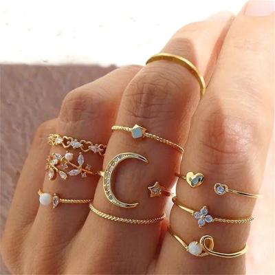 China Gift CLASSIC Bohemian Gold Jewelry Trend Fashion Coin Snake Moon Chain Rings Set For Women for sale