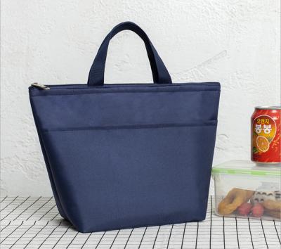 China Waterproof Navy Lunch Bag Picnic Box Available Waterproof Oxford Insulated Cooler Tote Bag With Zipper Wholesale for sale