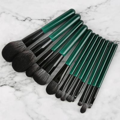 China Makes Apply Makeup Brush Beauty Tool Kit 12pcs Soft Dark Green Powder Eye Brush Private Label Professional Makeup Brush Set for sale