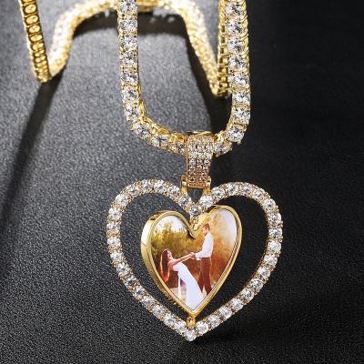 China Custom Heart Pendant Shape Pendant Hiphop Fashion Photo Rotating Zircon Picture Necklace for sale