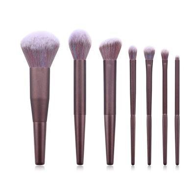 China Makes Apply Makeup Factory Hot Sale 7pcs Soft Nylon Custom Face Makeup Brush Purple Base Other Makeup Brushes Case Logo for sale