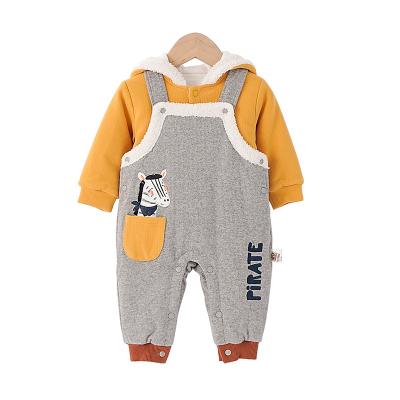 China Breathable Wholesale Casual Outdoor Winter Apparel Infant Baby Clothes Newborn Set Suppliers for sale